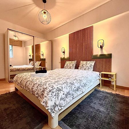 Cozy Apartment With Balcony Bukarest Exterior foto